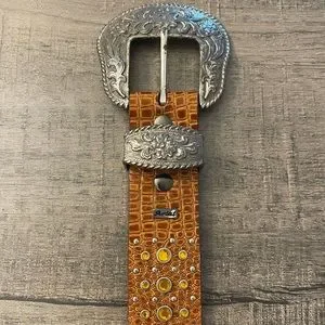 Ariat | Accessories | Ariat Vintage Distressed Western Rodeo  display picture 3